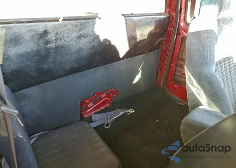 2003 Chevrolet S Truck S10 из США, поврежденный, VIN 1GCCS19X438139387